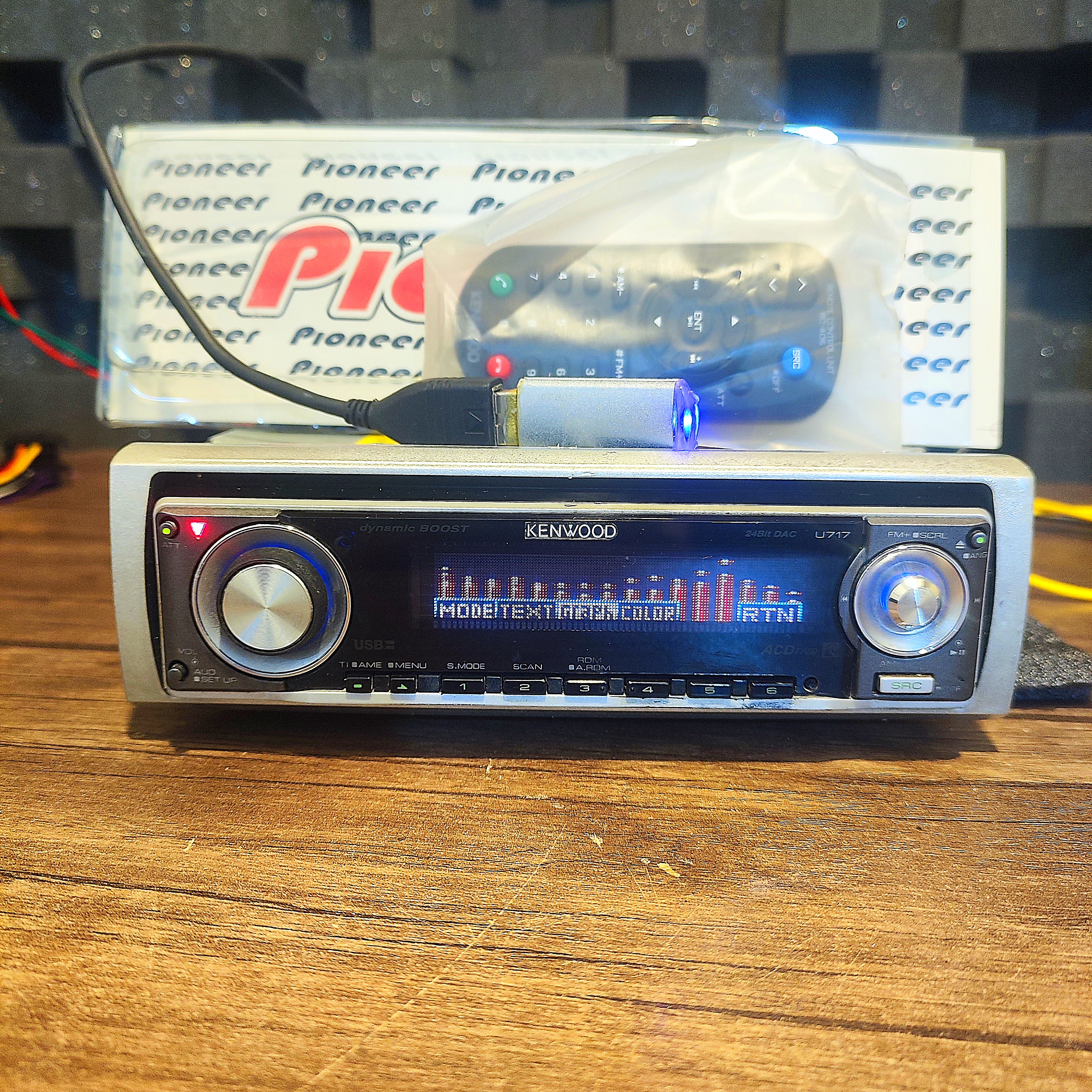 پخش کنوود KENWOOD U717